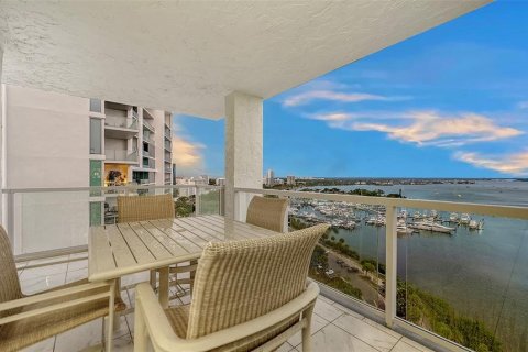 Condominio en venta en Sarasota, Florida, 2 dormitorios, 161.28 m2 № 2278081 - foto 11