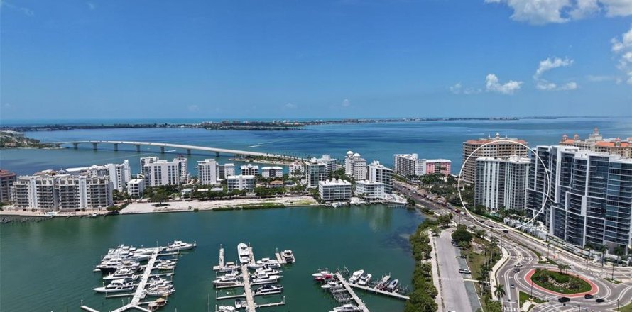 Condominio en Sarasota, Florida, 2 dormitorios  № 2278081