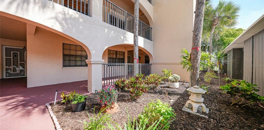 Condo à Punta Gorda, Floride, 3 chambres № 2123296