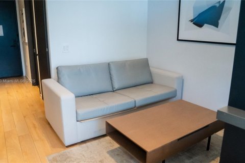 Copropriété à louer à Miami, Floride: 31.68 m2 № 2194871 - photo 12