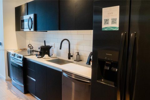 Copropriété à louer à Miami, Floride: 31.68 m2 № 2194871 - photo 4