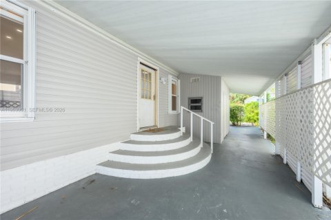 Купить виллу или дом в Дания-Бич, Флорида 2 спальни, 110.93м2, № 2021052 - фото 22