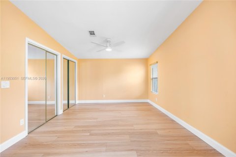 Купить виллу или дом в Дания-Бич, Флорида 2 спальни, 110.93м2, № 2021052 - фото 16