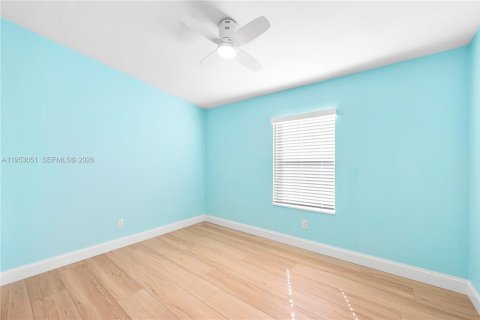 Купить виллу или дом в Дания-Бич, Флорида 2 спальни, 110.93м2, № 2021052 - фото 12