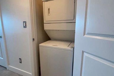 Copropriété à vendre à Fort Lauderdale, Floride: 1 chambre, 76.74 m2 № 2109970 - photo 11