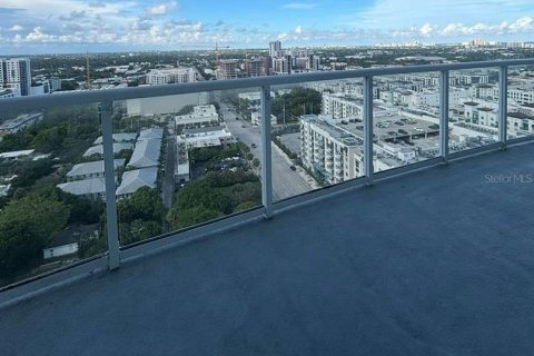 Condo in Fort Lauderdale, Florida, 1 bedroom № 2109970