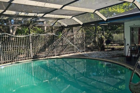 Casa en venta en Miami, Florida, 4 dormitorios, 167.5 m2 № 1992173 - foto 8