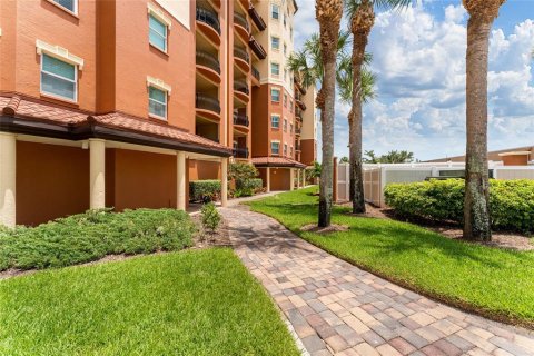 Copropriété à vendre à Saint Pete Beach, Floride: 3 chambres, 228.54 m2 № 2386737 - photo 30