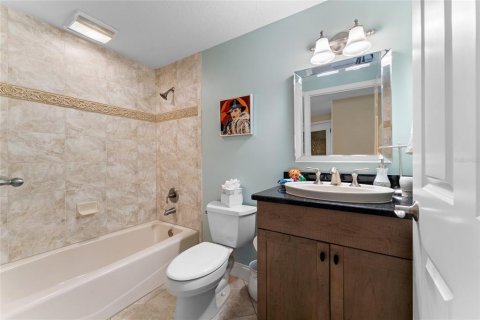 Copropriété à vendre à Saint Pete Beach, Floride: 3 chambres, 228.54 m2 № 2386737 - photo 14
