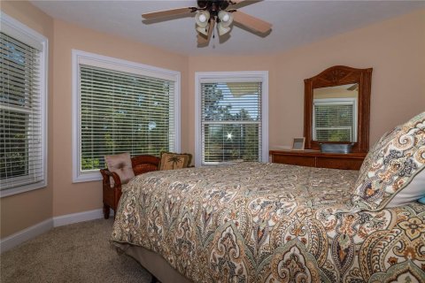 House in Eastpoint, Florida 4 bedrooms, 223.8 sq.m. № 1105761 - photo 30