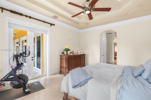 House in Pompano Beach, Florida 4 bedrooms, 256.32 sq.m. № 1984713 - photo 18