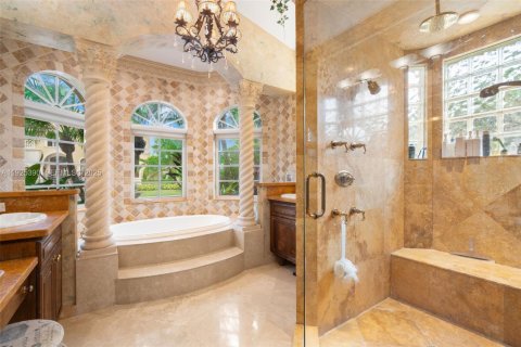 House in Pompano Beach, Florida 4 bedrooms, 256.32 sq.m. № 1984713 - photo 20