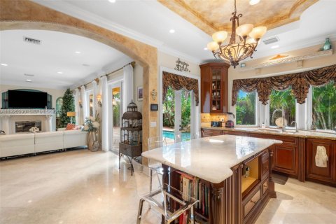 House in Pompano Beach, Florida 4 bedrooms, 256.32 sq.m. № 1984713 - photo 14