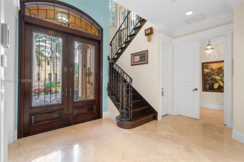 House in Pompano Beach, Florida 4 bedrooms, 256.32 sq.m. № 1984713 - photo 5