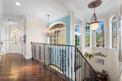 House in Pompano Beach, Florida 4 bedrooms, 256.32 sq.m. № 1984713 - photo 23