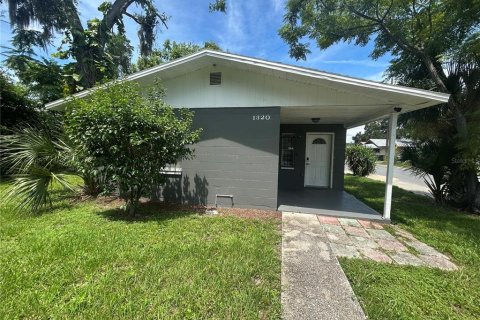 House in Lakeland, Florida 3 bedrooms, 90.39 sq.m. № 1829143 - photo 1