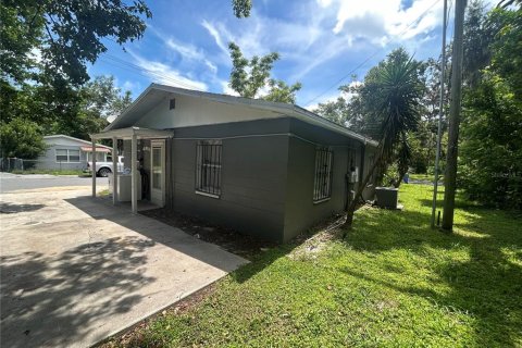 House in Lakeland, Florida 3 bedrooms, 90.39 sq.m. № 1829143 - photo 4
