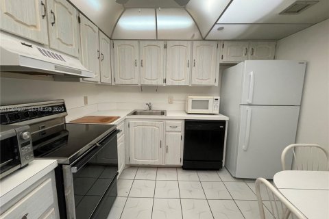 Copropriété à louer à Highland Beach, Floride: 2 chambres, 125.33 m2 № 2051448 - photo 11