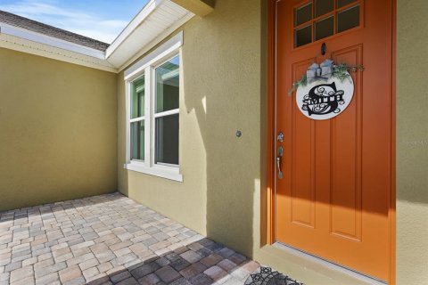 House in Fish Hawk, Florida 3 bedrooms, 214.6 sq.m. № 1885984 - photo 5