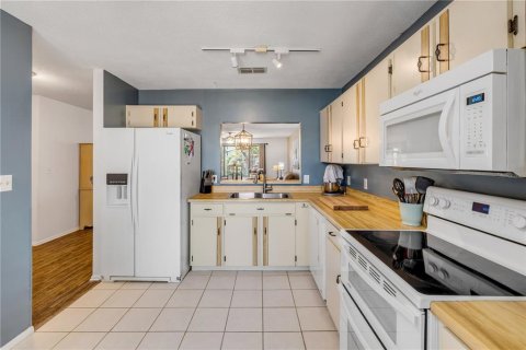 House in Port Orange, Florida 2 bedrooms, 120.31 sq.m. № 1549465 - photo 18
