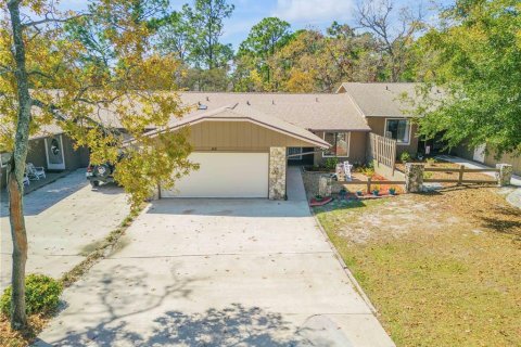 House in Port Orange, Florida 2 bedrooms, 120.31 sq.m. № 1549465 - photo 1