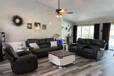 House in Beverly Hills, Florida 3 bedrooms, 154.22 sq.m. № 2102083 - photo 6