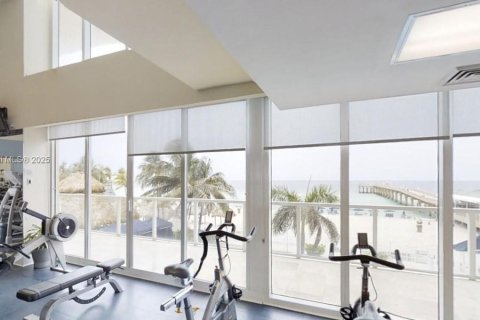 Condo in Sunny Isles Beach, Florida, 1 bedroom  № 1874608 - photo 23