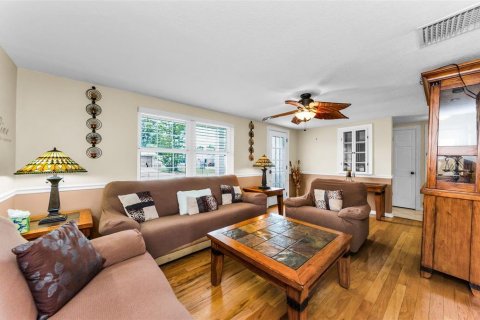 Villa ou maison à vendre à New Port Richey, Floride: 2 chambres, 96.62 m2 № 1884579 - photo 8