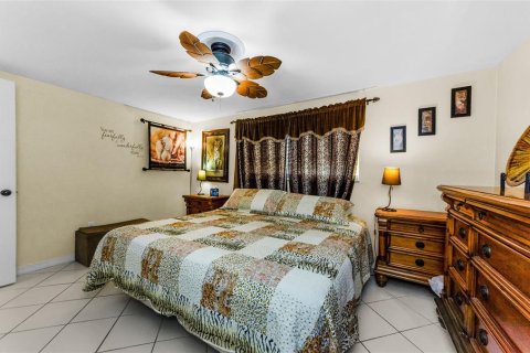 Villa ou maison à vendre à New Port Richey, Floride: 2 chambres, 96.62 m2 № 1884579 - photo 24