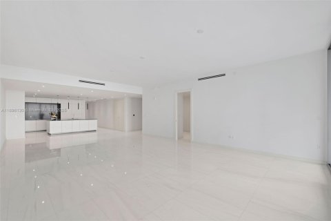 Condo in Miami, Florida, 4 bedrooms  № 1450412 - photo 19