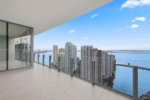 Condo in Miami, Florida, 4 bedrooms  № 1450412 - photo 13