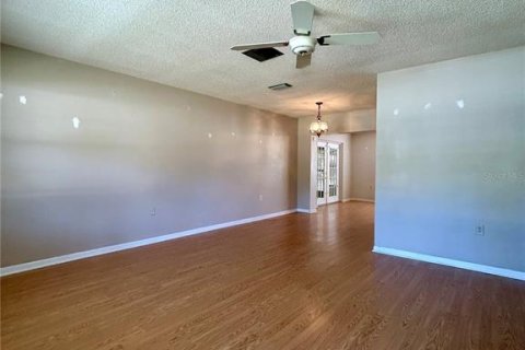 Casa en venta en Ocala, Florida, 2 dormitorios, 109.81 m2 № 2105428 - foto 6