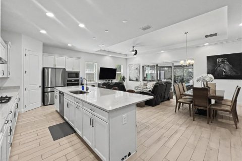 Villa ou maison à vendre à Kissimmee, Floride: 4 chambres, 238.02 m2 № 2151522 - photo 16