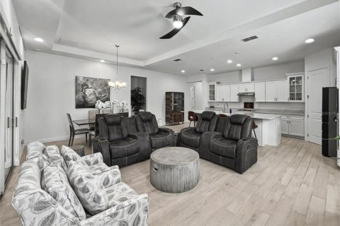 Villa ou maison à vendre à Kissimmee, Floride: 4 chambres, 238.02 m2 № 2151522 - photo 19