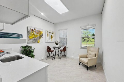 Villa ou maison à vendre à Kissimmee, Floride: 4 chambres, 238.02 m2 № 2151522 - photo 11