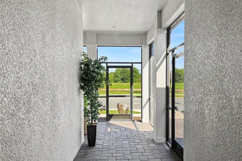 Villa ou maison à vendre à Kissimmee, Floride: 4 chambres, 238.02 m2 № 2151522 - photo 5