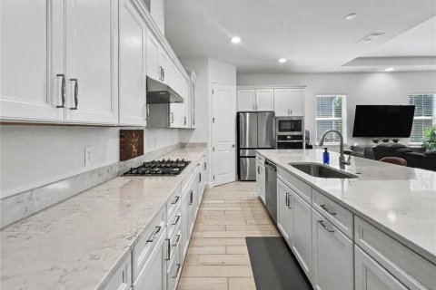 Villa ou maison à vendre à Kissimmee, Floride: 4 chambres, 238.02 m2 № 2151522 - photo 17