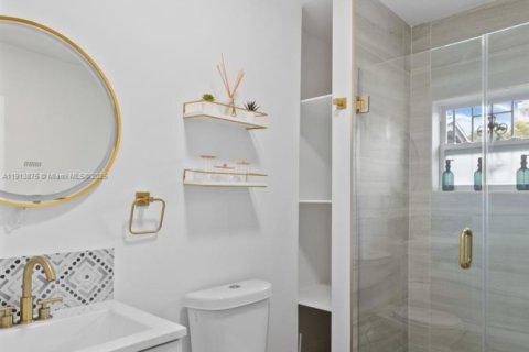 Casa en venta en Miami, Florida, 3 dormitorios, 109.72 m2 № 1968521 - foto 30