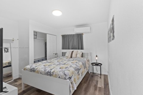 Casa en venta en Miami, Florida, 3 dormitorios, 109.72 m2 № 1968521 - foto 28