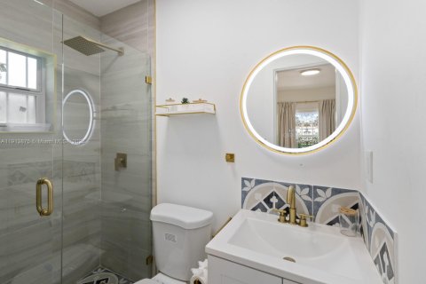 Casa en venta en Miami, Florida, 3 dormitorios, 109.72 m2 № 1968521 - foto 19