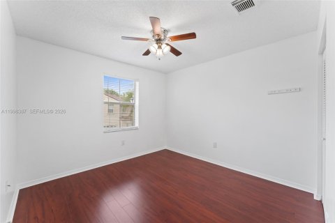 Villa ou maison à louer à Hollywood, Floride: 3 chambres, 178.28 m2 № 2063594 - photo 19