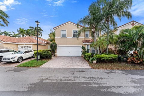 Villa ou maison à louer à Hollywood, Floride: 3 chambres, 178.28 m2 № 2063594 - photo 25