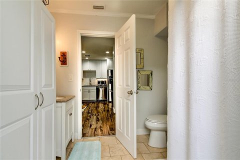House in Indian Rocks Beach, Florida 2 bedrooms, 107.21 sq.m. № 2195436 - photo 24