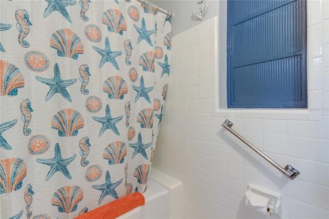 House in Indian Rocks Beach, Florida 2 bedrooms, 107.21 sq.m. № 2195436 - photo 27