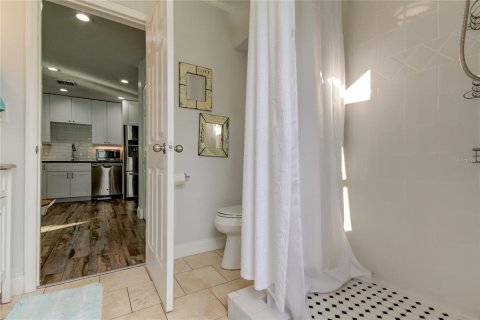 House in Indian Rocks Beach, Florida 2 bedrooms, 107.21 sq.m. № 2195436 - photo 22