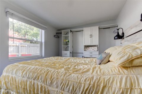 House in Indian Rocks Beach, Florida 2 bedrooms, 107.21 sq.m. № 2195436 - photo 29