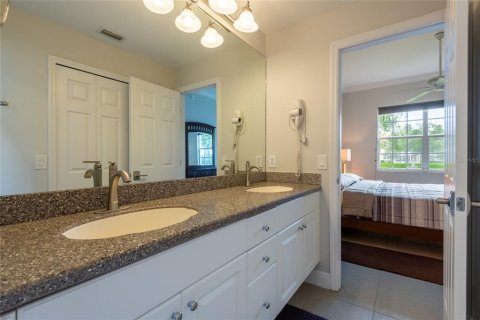 Condo in Land O' Lakes, Florida, 2 bedrooms  № 2400390 - photo 22