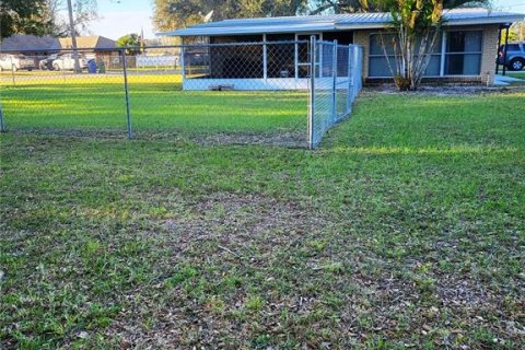 Villa ou maison à vendre à Winter Haven, Floride: 2 chambres, 116.41 m2 № 1553639 - photo 20