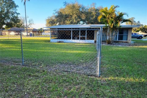 Villa ou maison à vendre à Winter Haven, Floride: 2 chambres, 116.41 m2 № 1553639 - photo 18