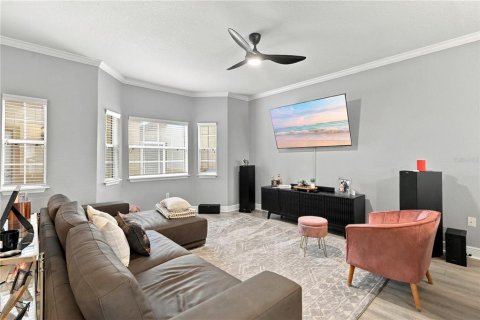 Townhouse in Clermont, Florida 3 bedrooms, 164.62 sq.m. № 2383695 - photo 11